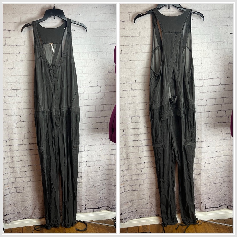 Free people Roaring rayon utilitarian jumpsuit size 8 dark gray - Picture 3 of 8